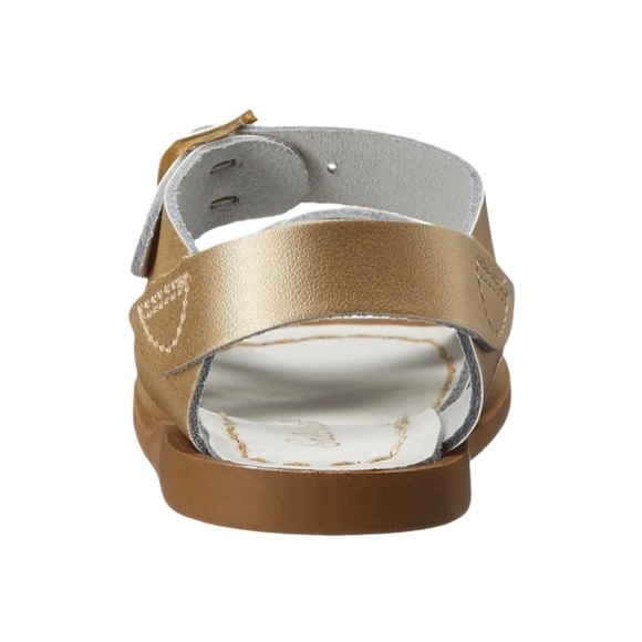👧🏻NWT Salt Water sandals in gold - Picture 11 of 16